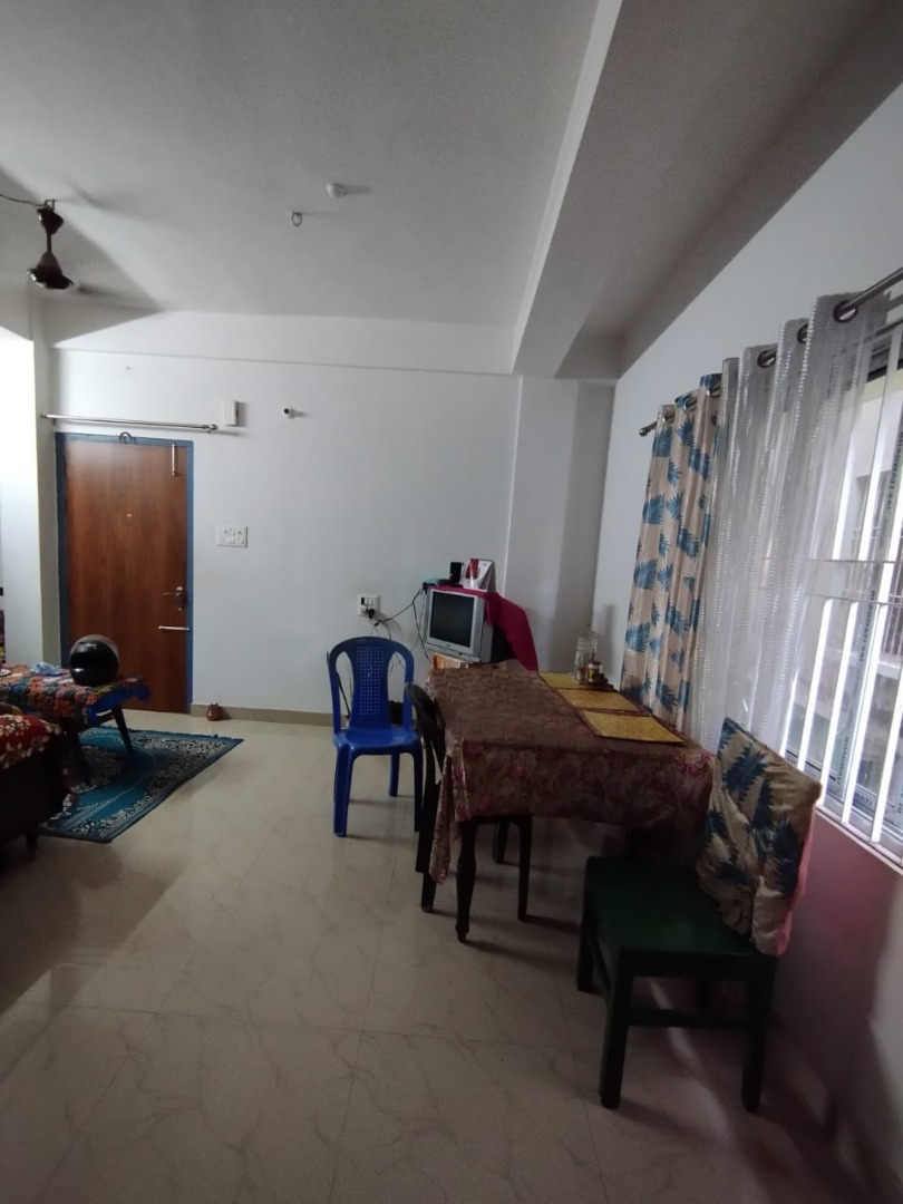 Unfurnished 2bhk in Gandhi Basti Tiniali,Guwahati for Rent